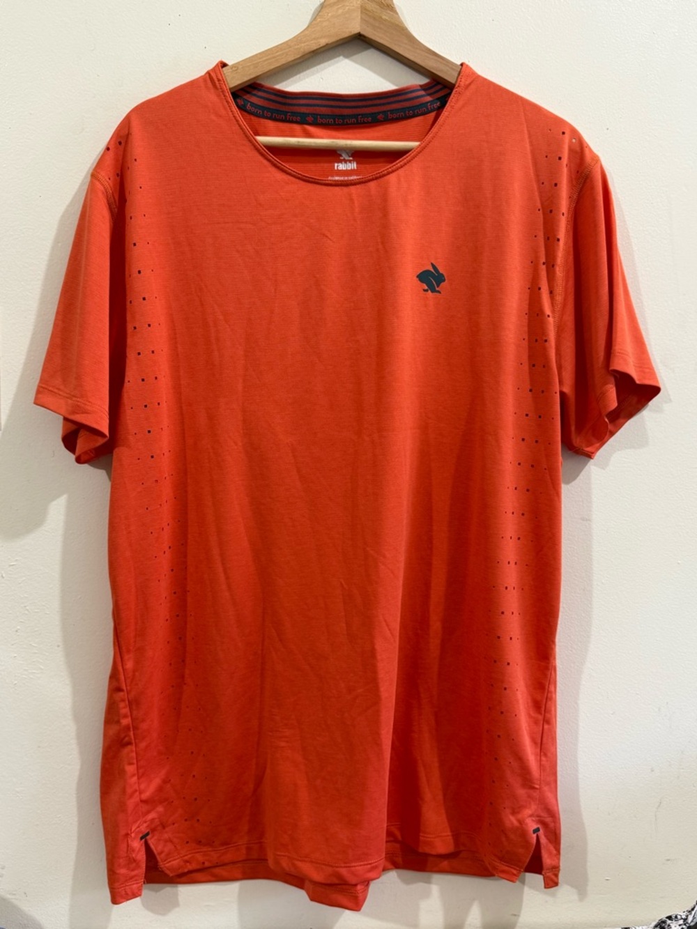 Rabbit Men’s Short Sleeve Performance Tee in Orange